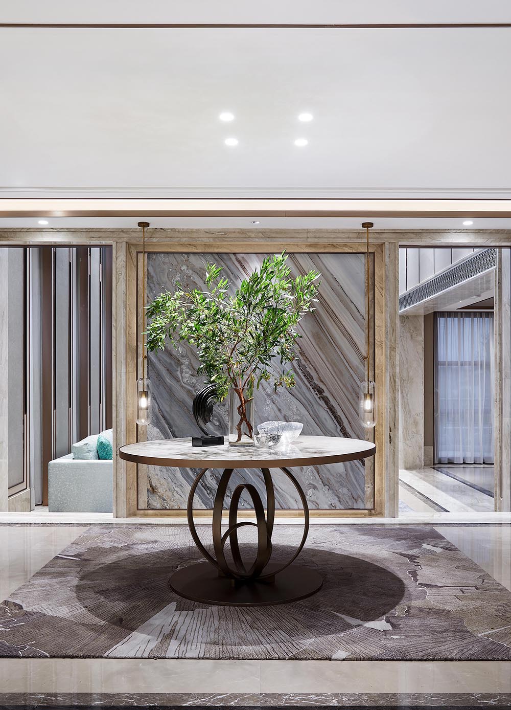 新中式风格家装设计别墅装修效果图-别墅走廊装饰摆设